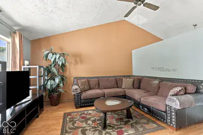 5694 Liberty Creek Drive, Indianapolis - 5