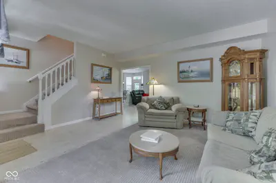 6814 Treyburn Circle, Indianapolis - 6