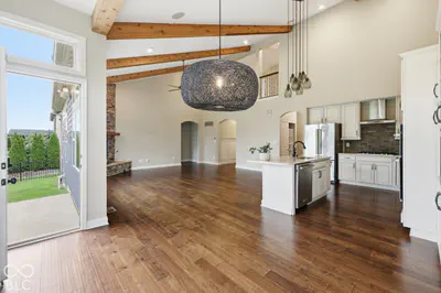 1380 Burgess Hill Pass, Westfield - 10