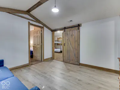 8285 Lilly Lane, Nineveh - 34