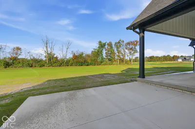 2786 S Kings Way, New Palestine - 54