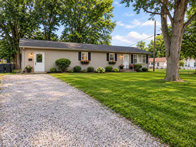7 Middle Street, Greenwood