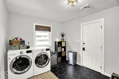 2235 Bellefontaine Street, Indianapolis - 31