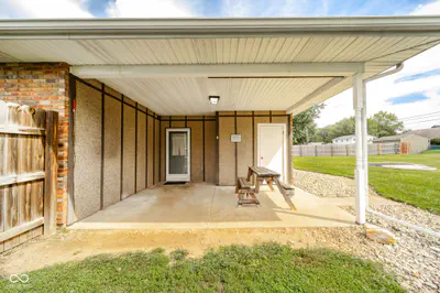 1375 E 240 N, Anderson - 34