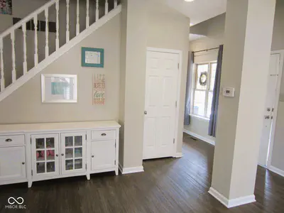 10543 Greenway Drive, Fishers - 5