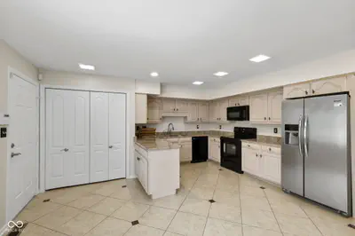 8616 Cricket Tree Lane, Indianapolis - 15