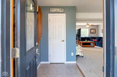 8146 Sunset Court, Columbus - 6
