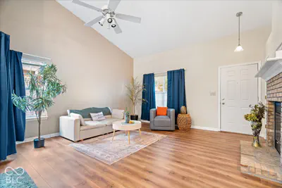 7475 Wood Court, Fishers - 4