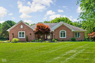 1595 Blue Phlox Drive, Avon