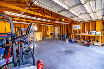 84 7th Avenue, Beech Grove - 74