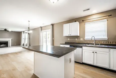 9842 Herald Square, Fishers - 9