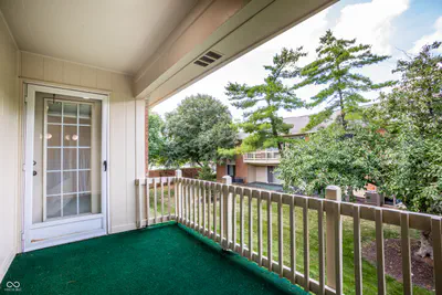 586 Hunters Drive, Carmel - 30
