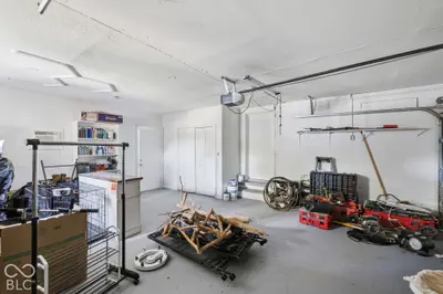 2064 Riviera, Indianapolis - 32