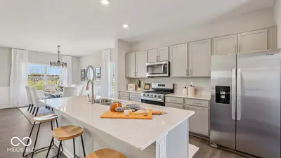 195 Springfield Crossing, Greenfield - 16