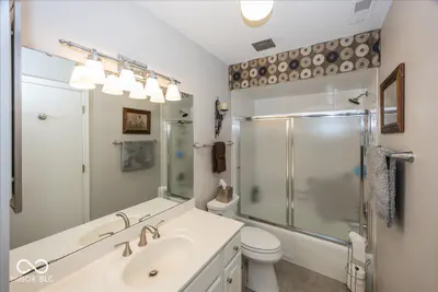 541 Hunters Drive, Carmel - 15