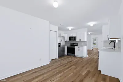 753 Indigo Court, Greenfield - 16
