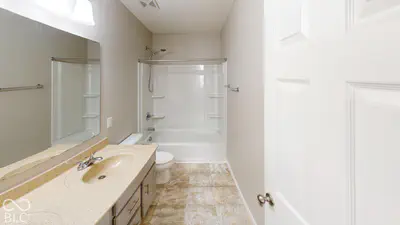 9802 Violet Circle, Indianapolis - 35