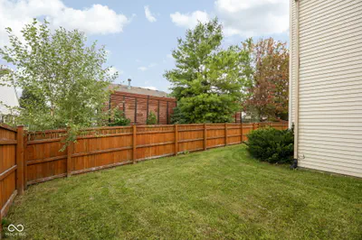 10255 Lothbury Circle, Fishers - 36