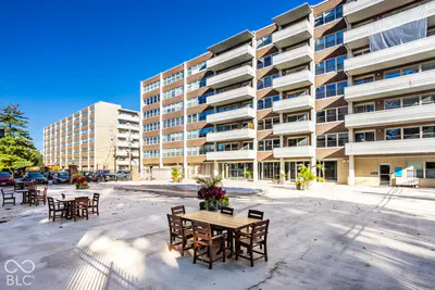 25 40th Street, Indianapolis
