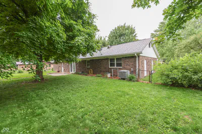 703 Hillcrest Drive, Greenwood - 41