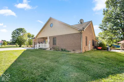 13036 Ragan Lane, Camby - 39
