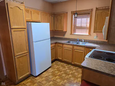 102-104 Walnut Street, Fairland - 17