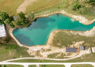 5954 US HWY 31, Seymour - 63