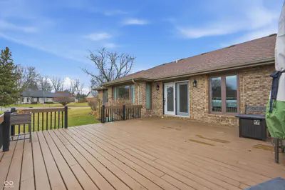 209 Copperwood Court, Muncie - 38