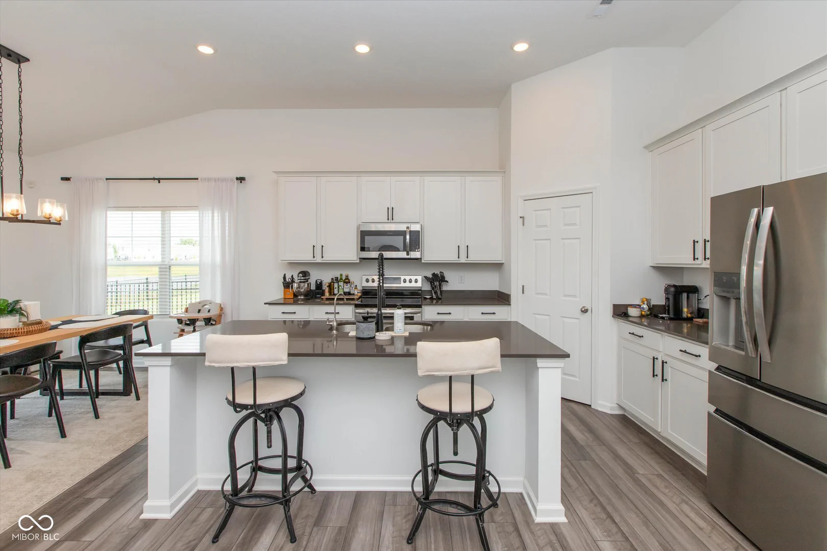 17976 Paula Walk, Westfield