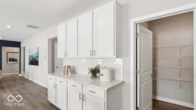 248 Heritage Pass, Greenfield - 19