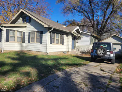 629 Carlyle Place, Indianapolis