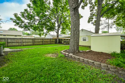 1525 Leonard Street, Indianapolis - 36