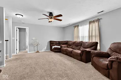9107 Driftwood Court, McCordsville - 35