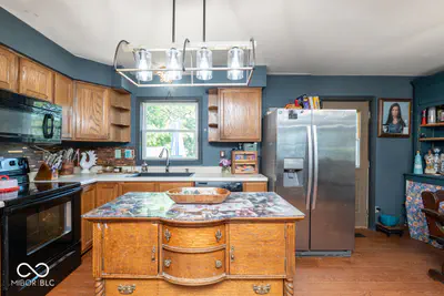 7334 Reformatory Road, Fortville - 8