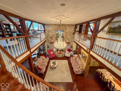 5552 300, New Palestine - 27