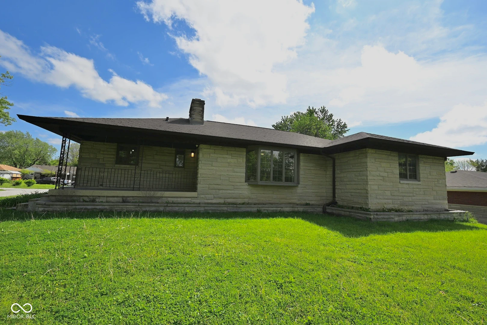 957 Cragmont Drive, Indianapolis