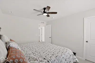 19060 Seaforth Way, Westfield - 70