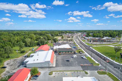2121 Memorial Drive, New Castle - 4