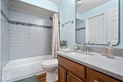 7475 Wood Court, Fishers - 25