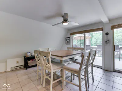 6250 Grosbeak Court, Nineveh - 43