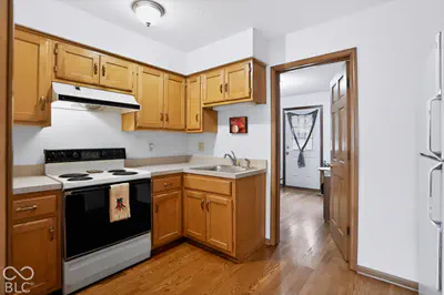 1595 400, Greenfield - 23