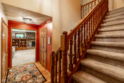 1653 300, Greenfield - 22