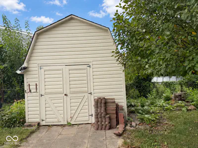 9508 Pepperidge Drive, Indianapolis - 25