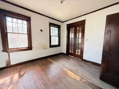 229 Walnut Street, Ladoga - 14