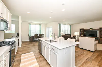 657 Pearson Pass, Avon - 18