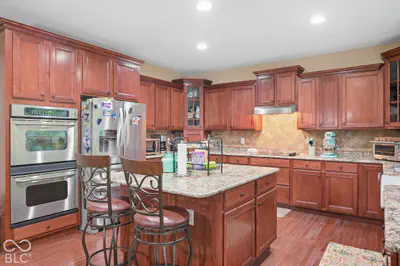 7545 Abundance Lane, Avon - 11
