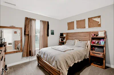 9978 Trafford Court, McCordsville - 37