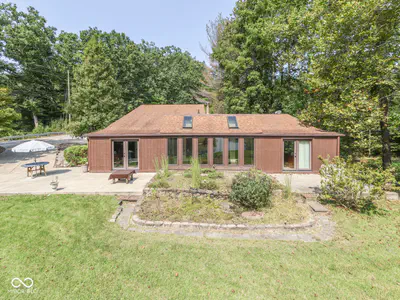 8215 Sweetwater Drive, Nineveh - 3