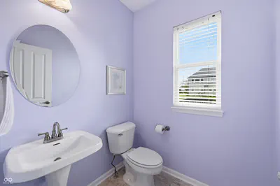 7851 Friends Creek, Avon - 10