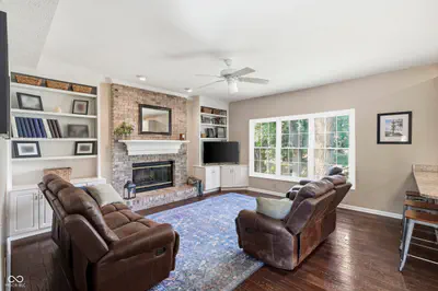 9801 Logan Lane, Fishers - 13
